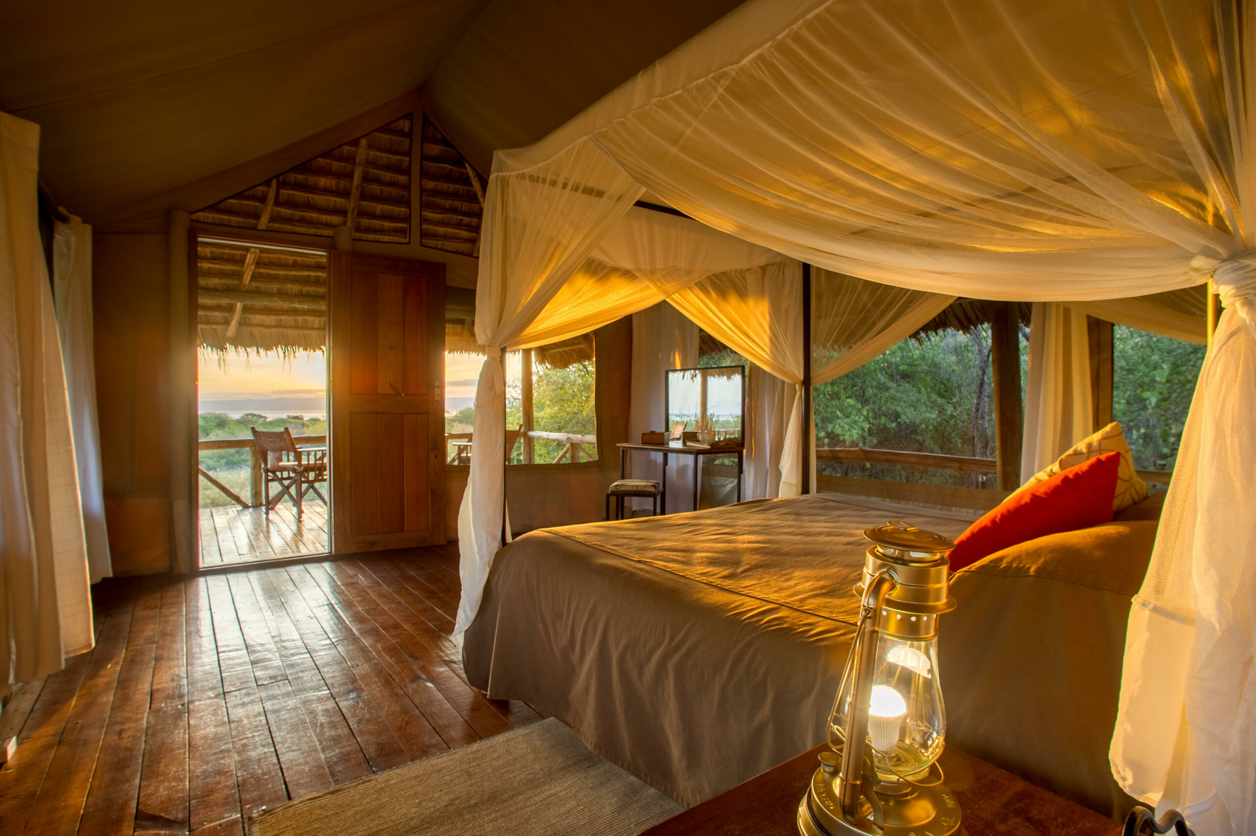 Burunge-Tented-Lodge_2-scaled